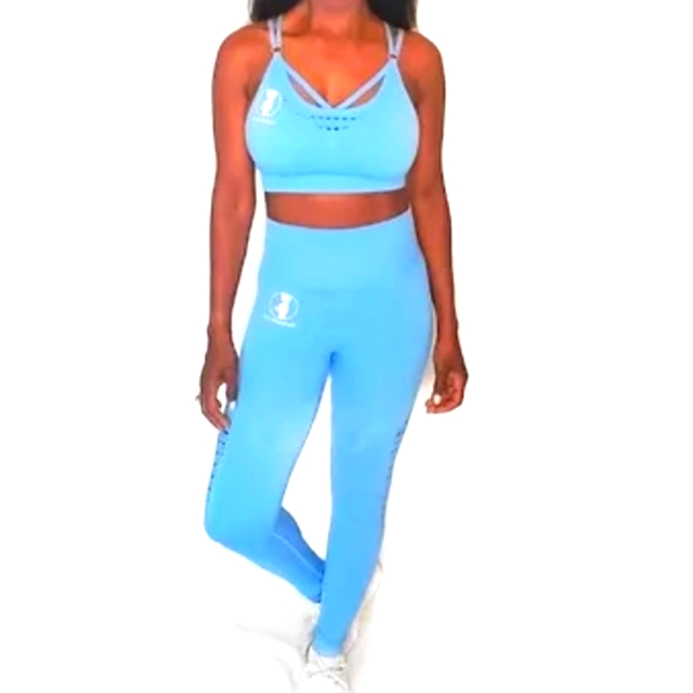 Women's 2 piece set with padded sports bra